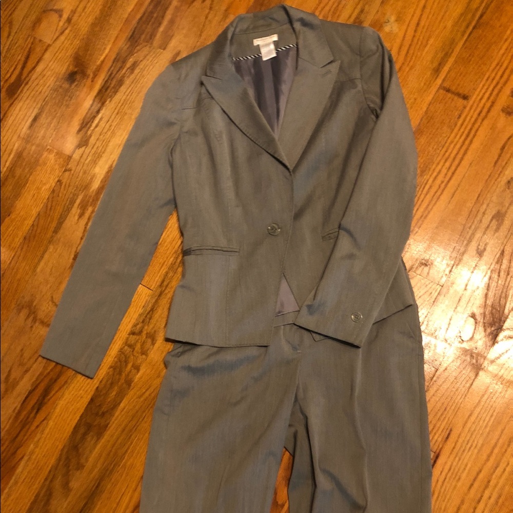 Worthington women’s pant suit